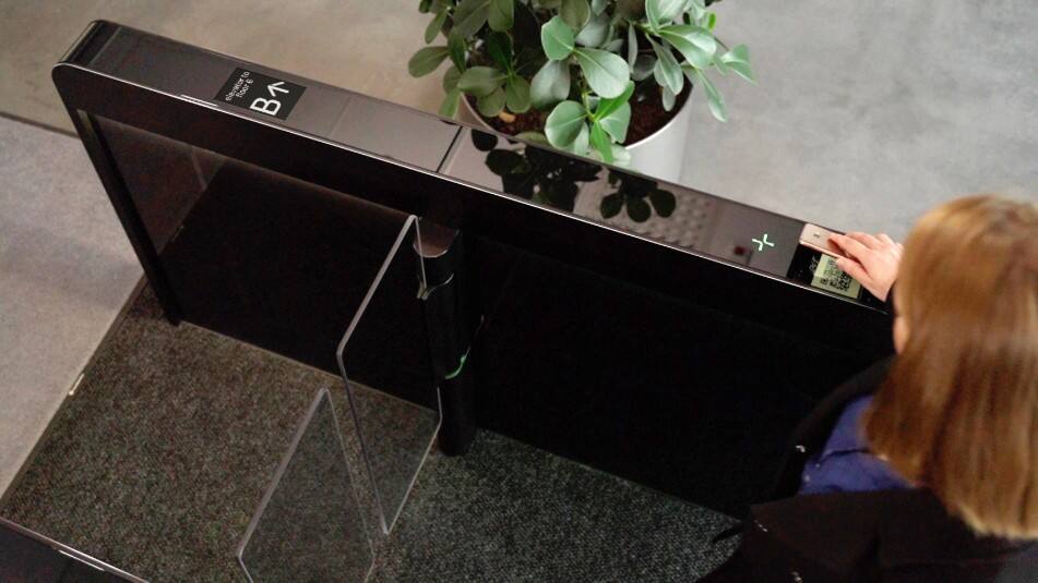 img_doors-turnstiles-carousel 6