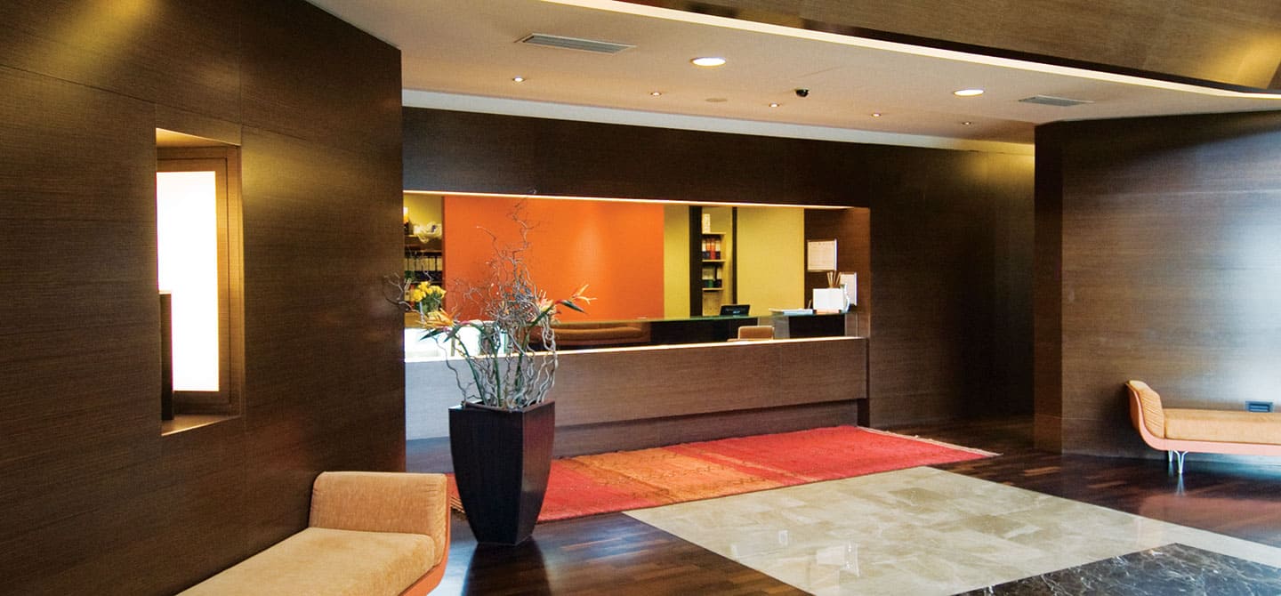 hotel-litta-palace-hero-1440x670