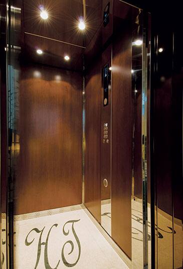 hotel-tritone-carousel-4-365x535