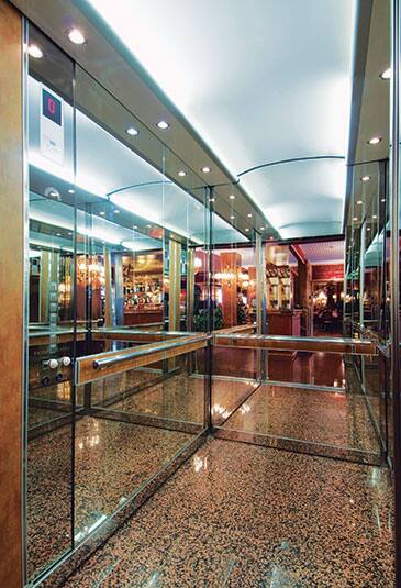 hotel-venezia-carousel-2-365x535