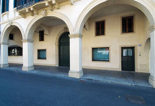 outgeneral-carousel-1-535x365