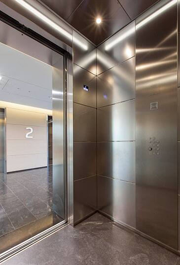 torre-unicredit-carousel-4-365x535